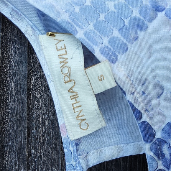 Cynthia Rowley blue white & Grey blouse size small - Picture 2 of 7